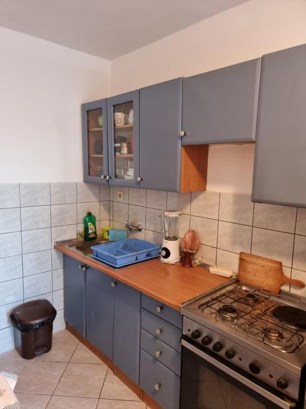 Apartmani Petra Pula Buitenkant foto
